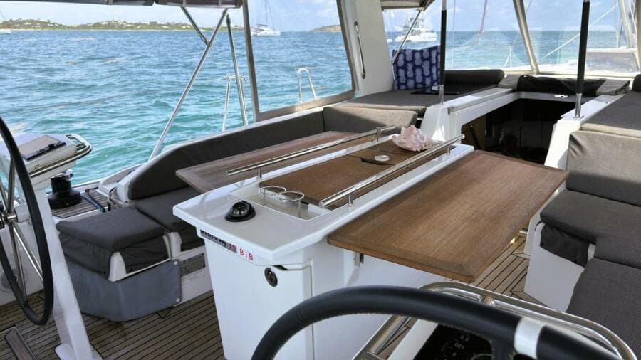 08 Beneteau 461 2020