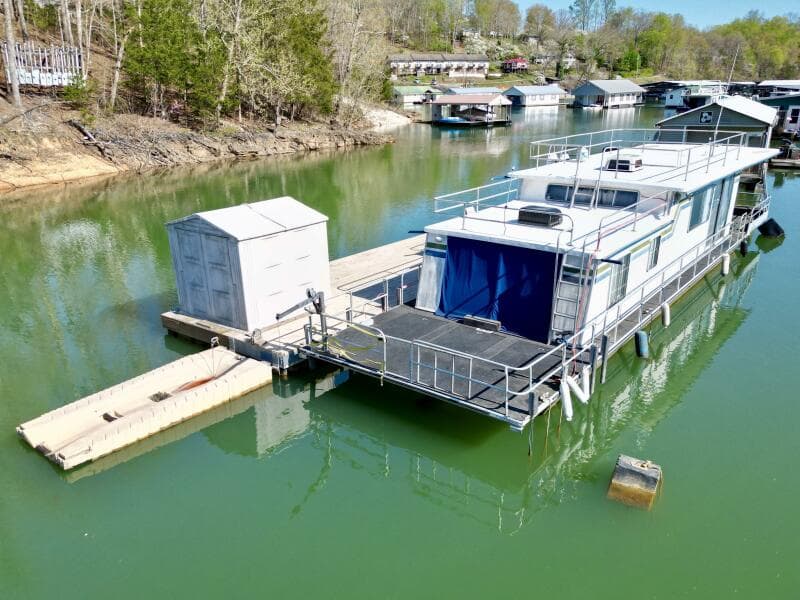 1977 Sumerset 14 x 58 Aluminum Hull Houseboat with Catwalks