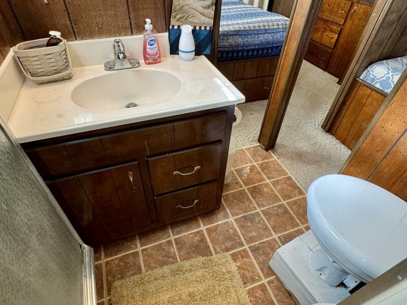 1977 Sumerset 14 x 58 Aluminum Hull Houseboat with Catwalks