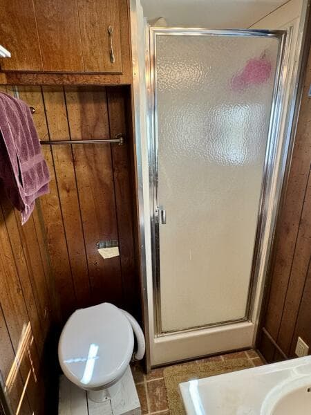 1977 Sumerset 14 x 58 Aluminum Hull Houseboat with Catwalks