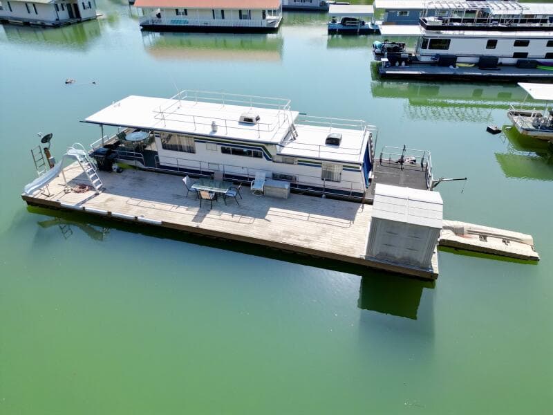 1977 Sumerset 14 x 58 Aluminum Hull Houseboat with Catwalks