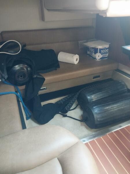 2011 Monterey 340 Sport Yacht