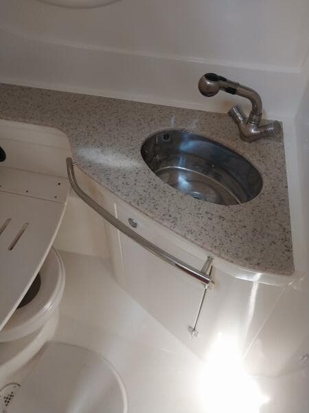 2011 Monterey 340 Sport Yacht