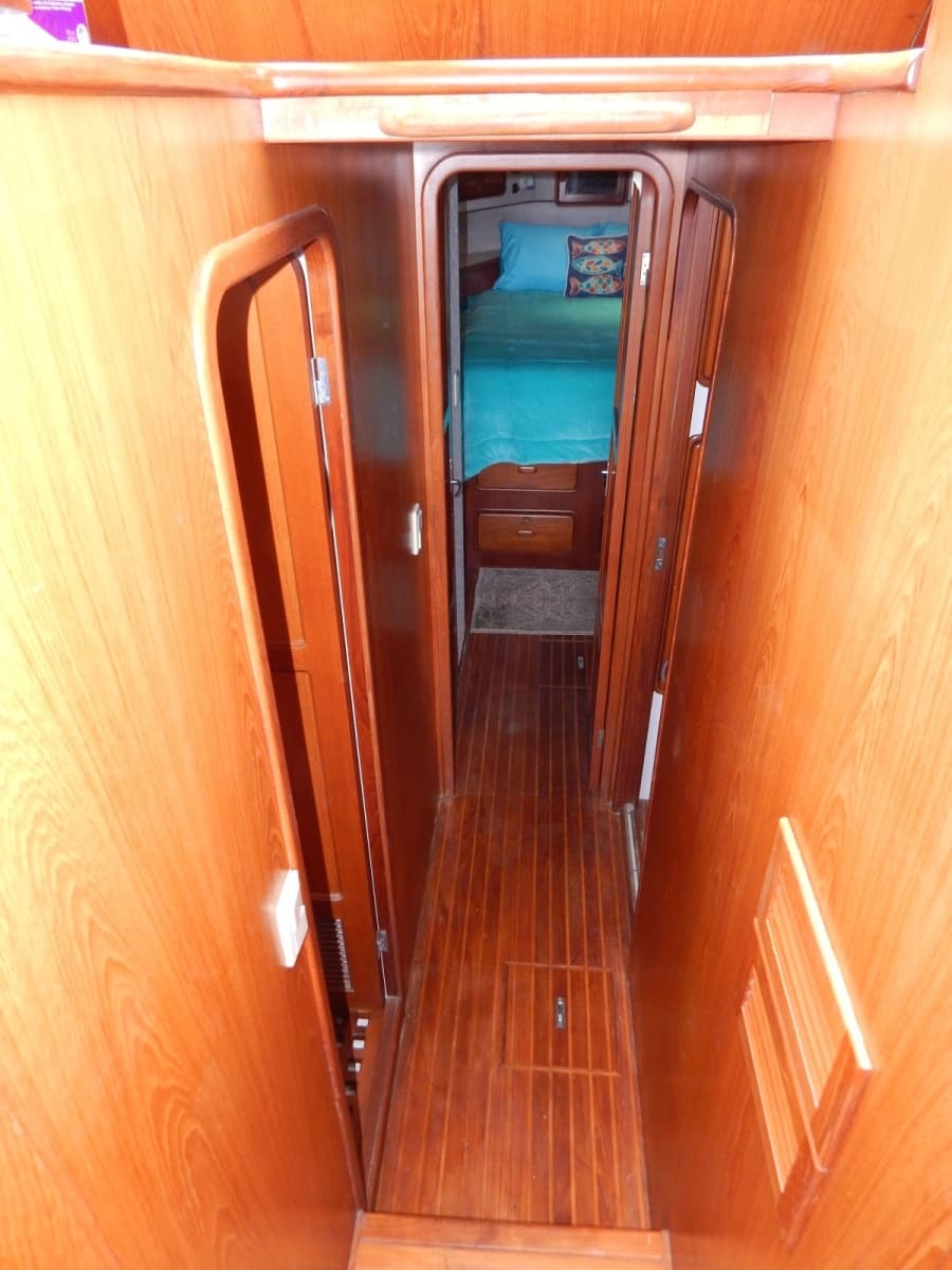 1996 Egg Harbor by Cayman - Photo 38