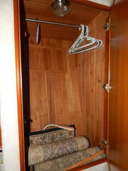 1996 Egg Harbor by Cayman