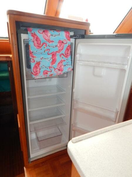 1996 Egg Harbor by Cayman