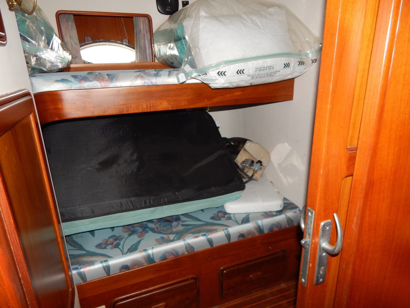 1996 Egg Harbor by Cayman - Photo 42