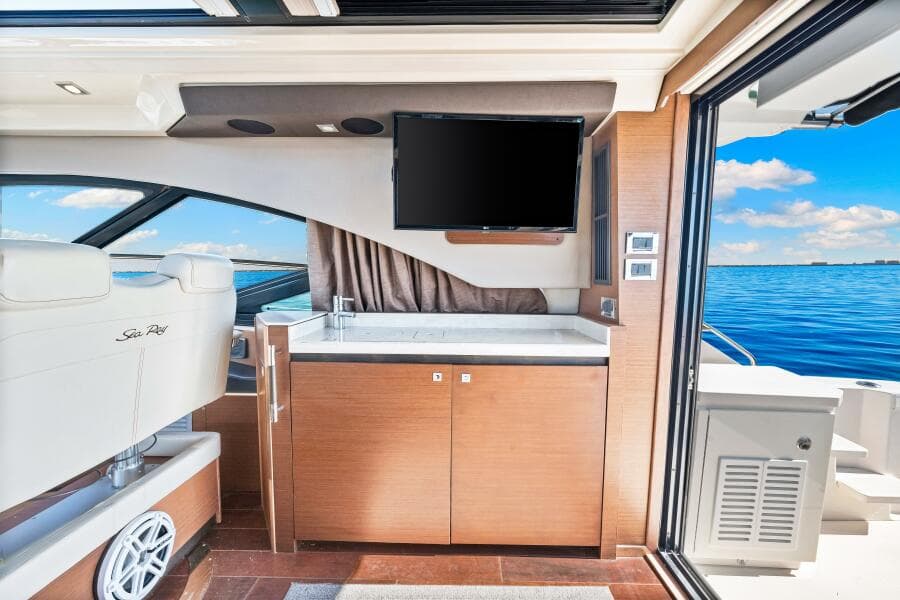 2016 Sea Ray 510 Sundancer