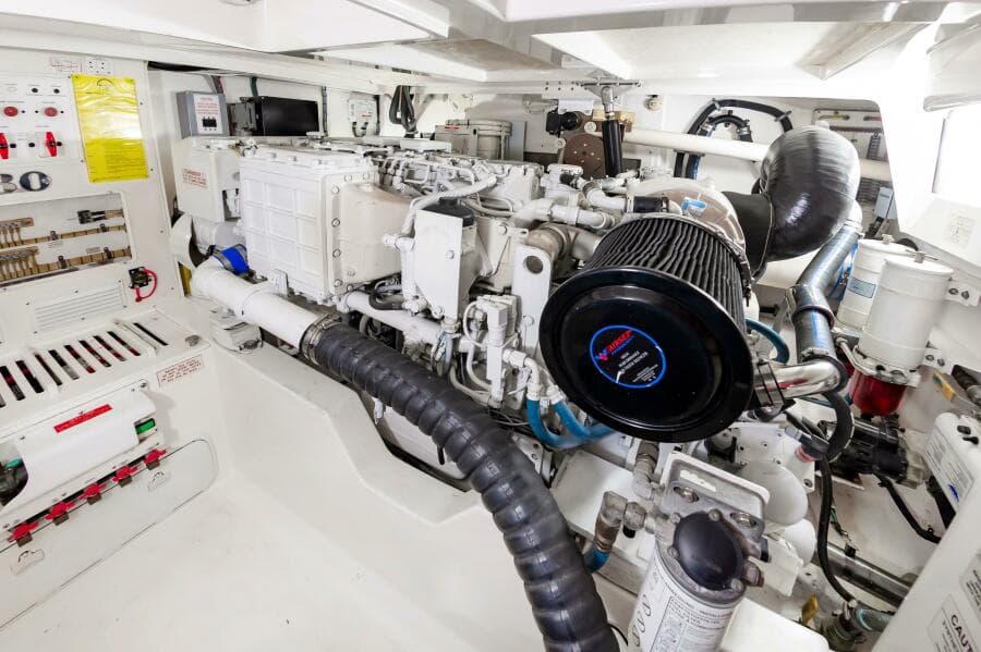 2008 Cabo 40 Express