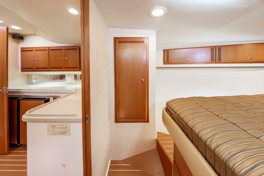 2008 Cabo 40 Express