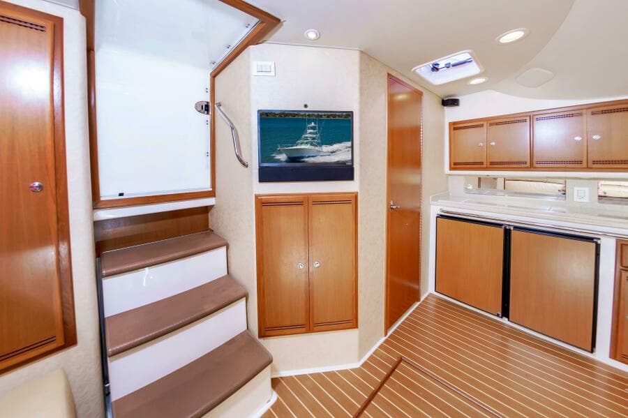 2008 Cabo 40 Express