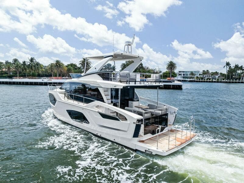 2023 Absolute 52 Fly