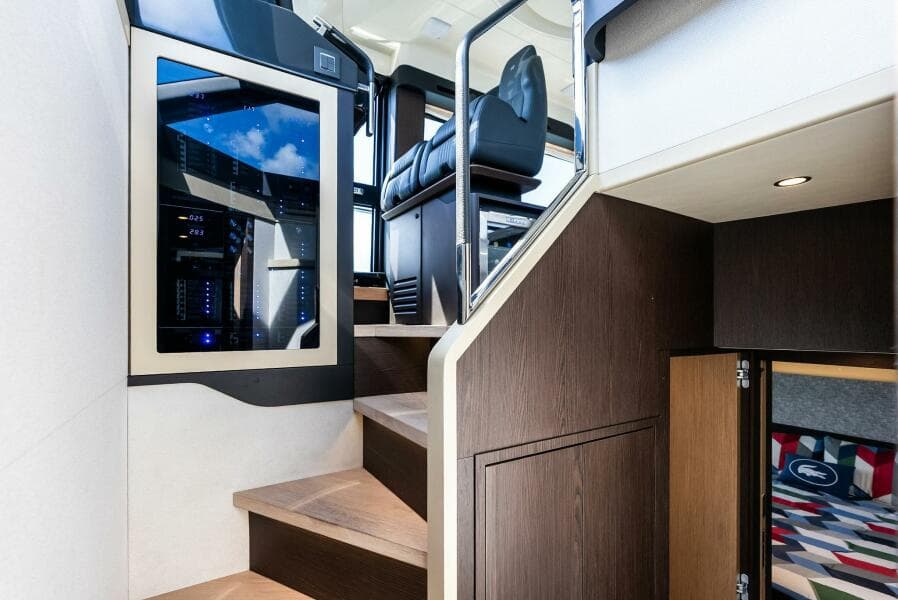 2023 Absolute 52 Fly