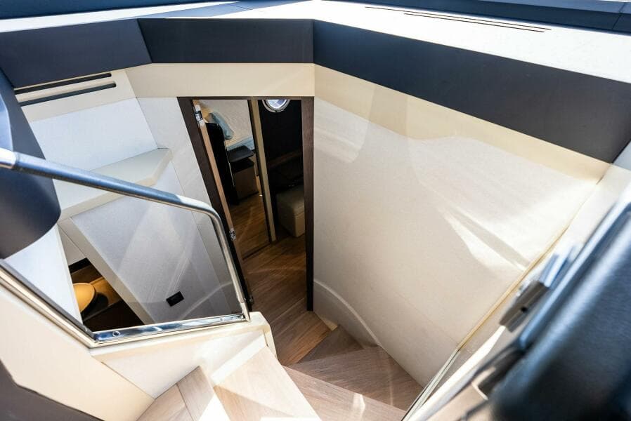 2023 Absolute 52 Fly