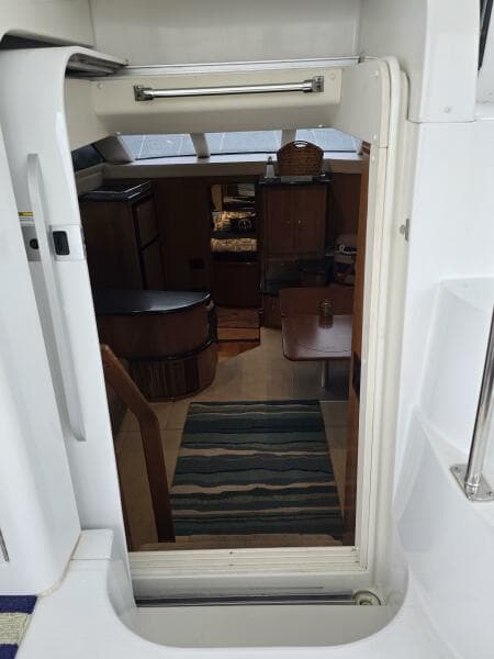 Carve Main Salon Entrance