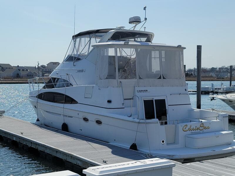 2002 Carver 444 Cockpit Motor Yacht