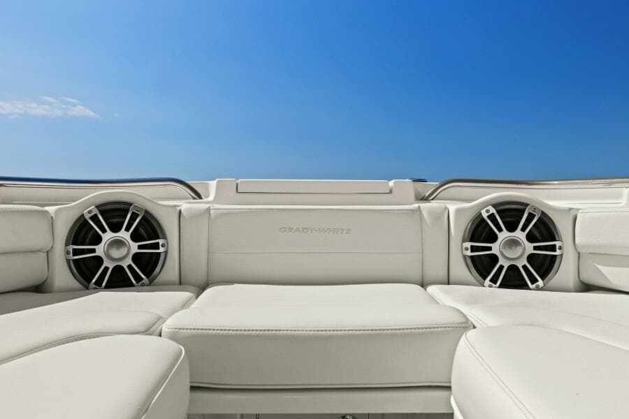 Grady White - Seating