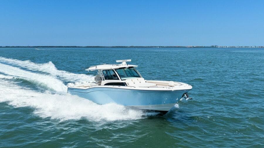 Grady White - Exterior Profile