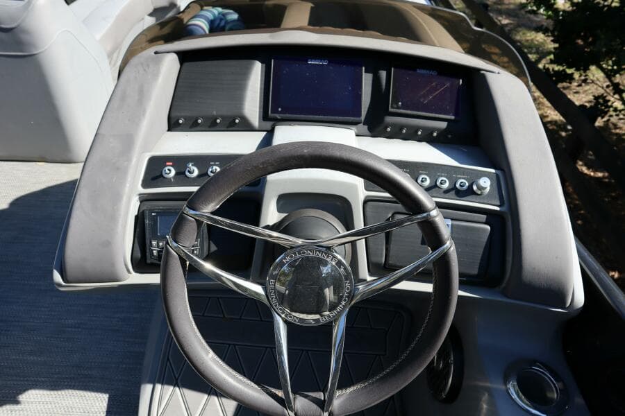 2021 Bennington RX25 Sport