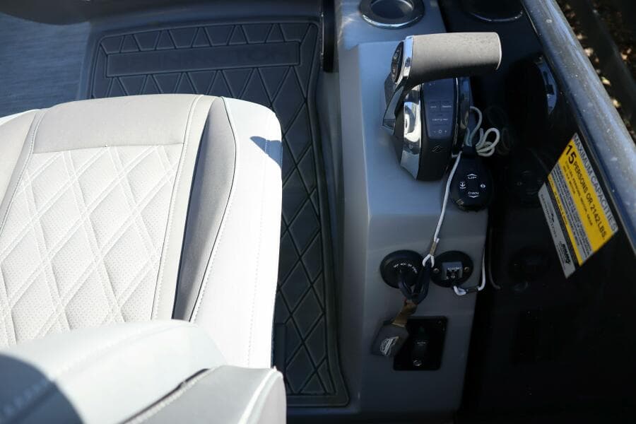 2021 Bennington RX25 Sport