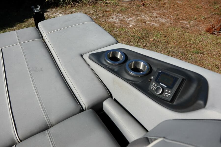 2021 Bennington RX25 Sport