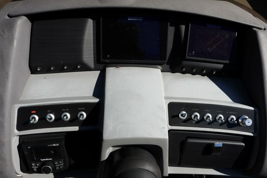 2021 Bennington RX25 Sport