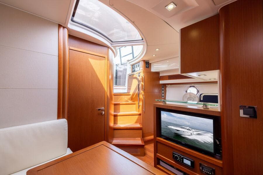 2014 Beneteau Gran Turismo 44