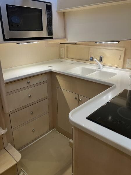 2013 Hinckley Talaria