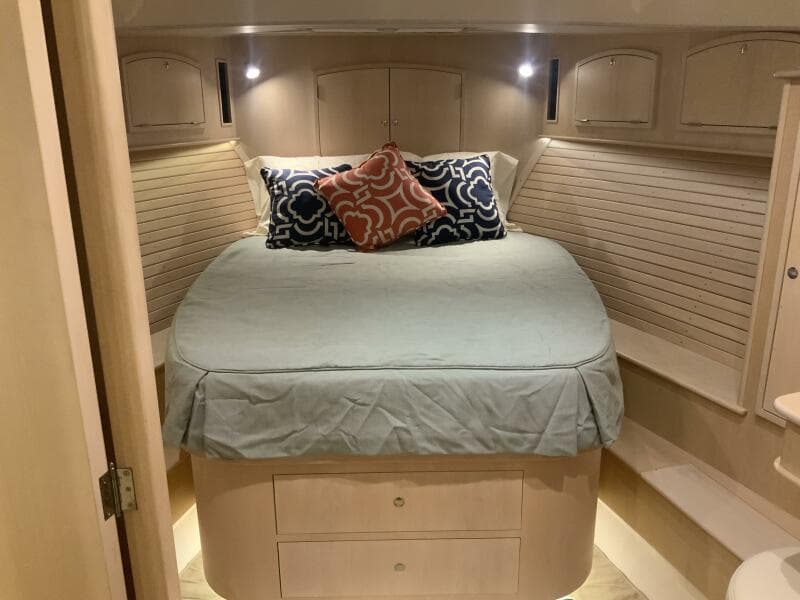 2013 Hinckley Talaria