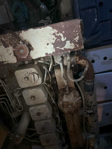 1990 Jefferson 43 Sundeck