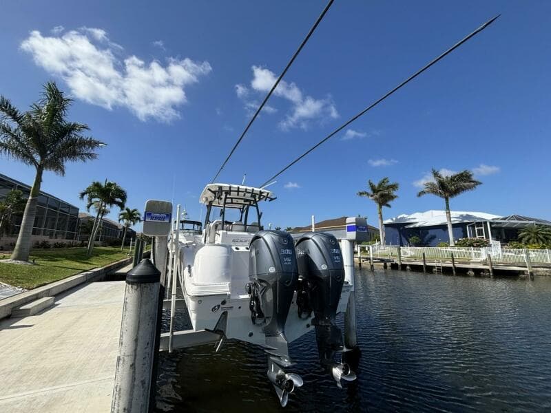 2023 Sea Fox 328 Commander