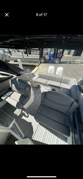 2019 Cruisers Yachts 338