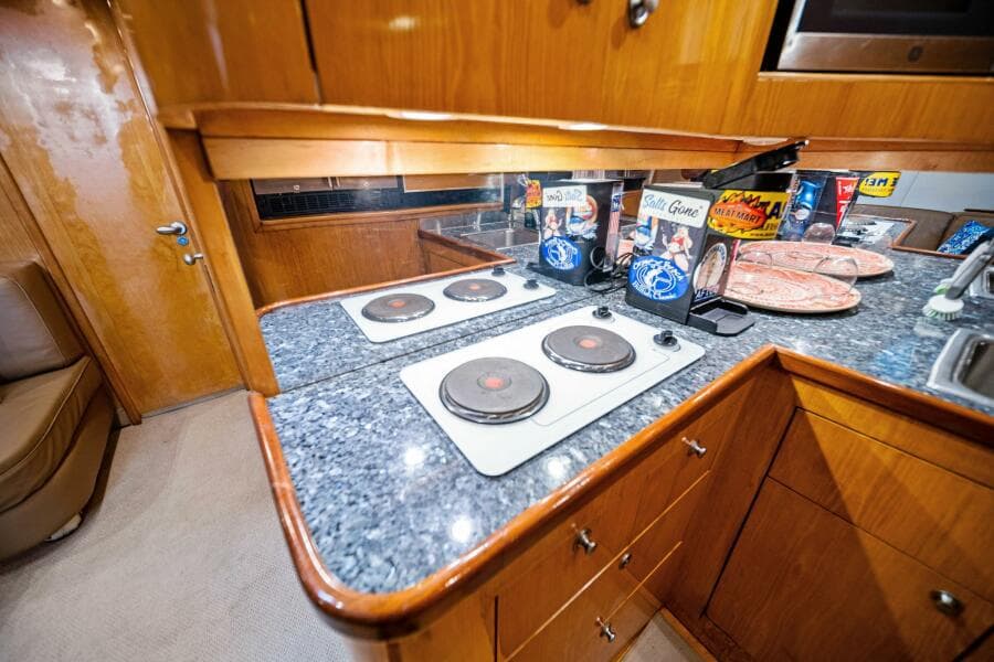 1999 Buddy Davis 52 Express 'Miss Josie'