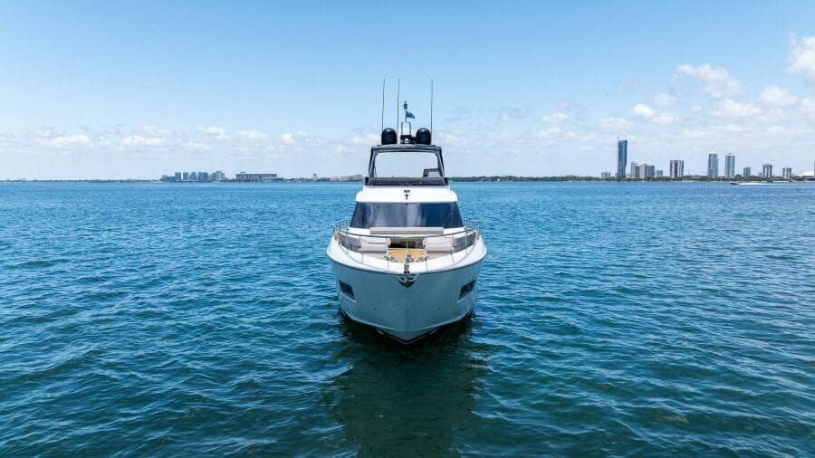 2023 Ferretti Yachts 670