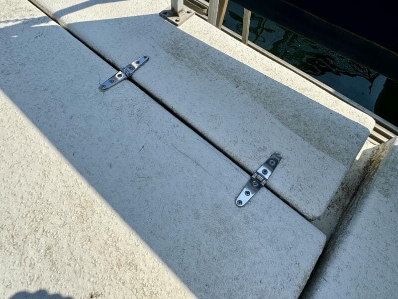 1987 Gibson 14 x 50 Standard