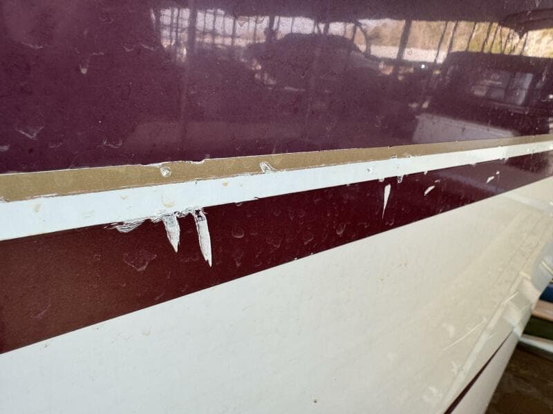 1994 Chaparral Signature 27 Cabin Cruiser