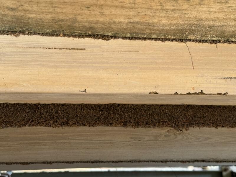 1994 Chaparral Signature 27 Cabin Cruiser