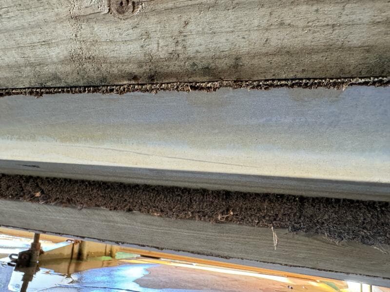 1994 Chaparral Signature 27 Cabin Cruiser