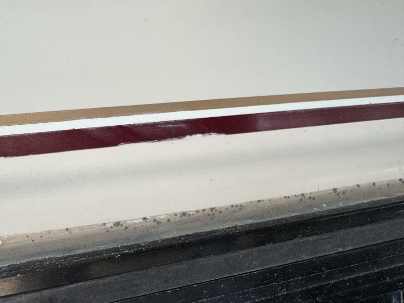 1994 Chaparral Signature 27 Cabin Cruiser