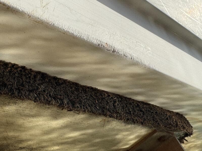 1994 Chaparral Signature 27 Cabin Cruiser