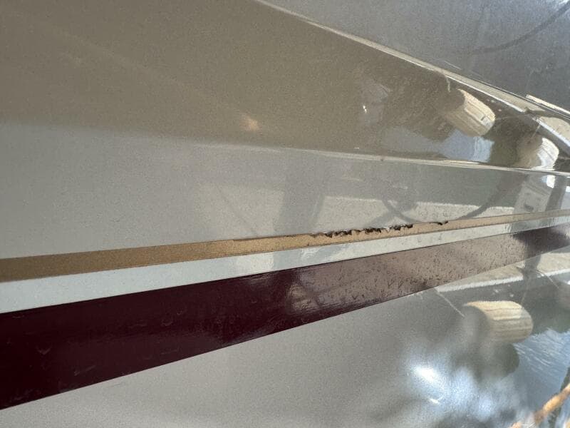 1994 Chaparral Signature 27 Cabin Cruiser