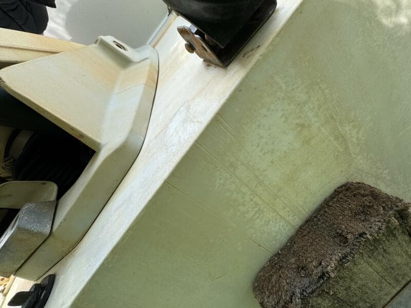 1994 Chaparral Signature 27 Cabin Cruiser