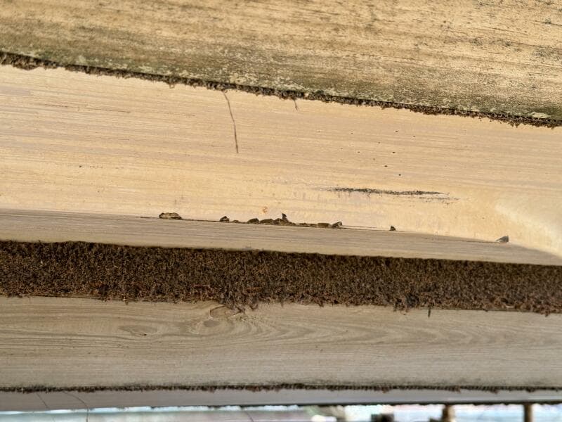 1994 Chaparral Signature 27 Cabin Cruiser