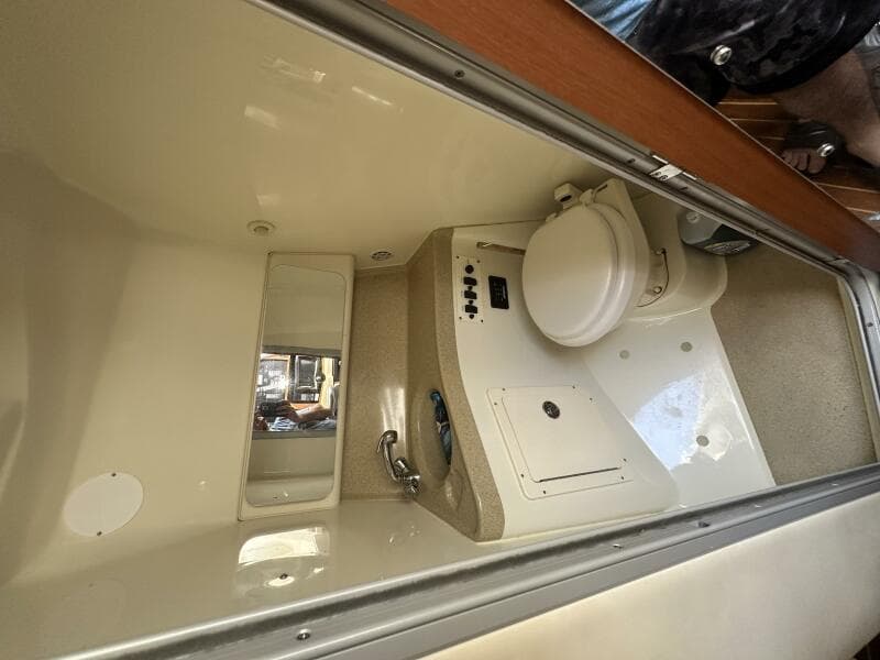 2007 Hydra-Sports 3300VX Vector Express