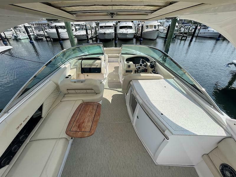 2018 Regal 33 OBX