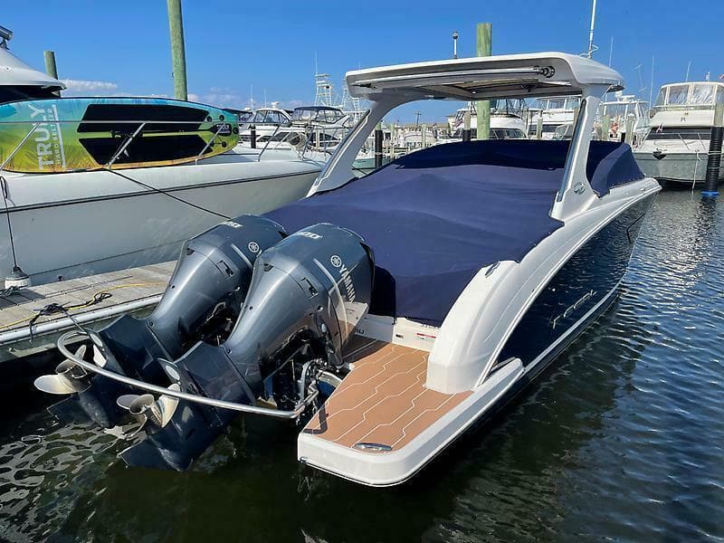 2018 Regal 33 OBX