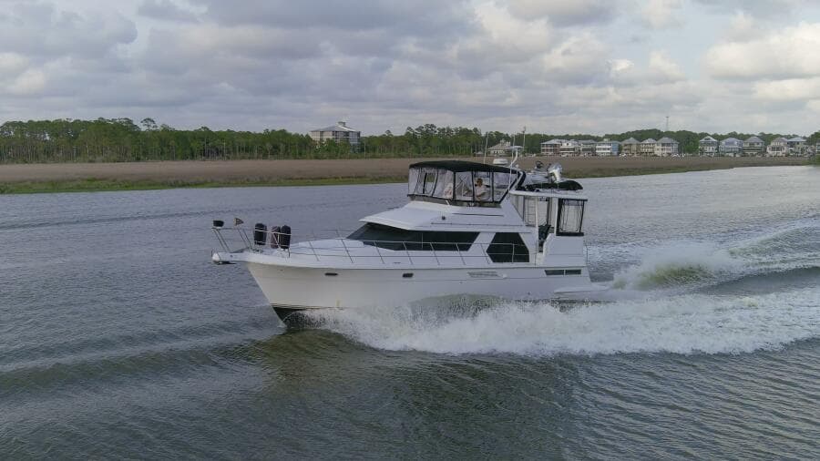 1997 44 Carver 445 Zodiac Gypsea Port