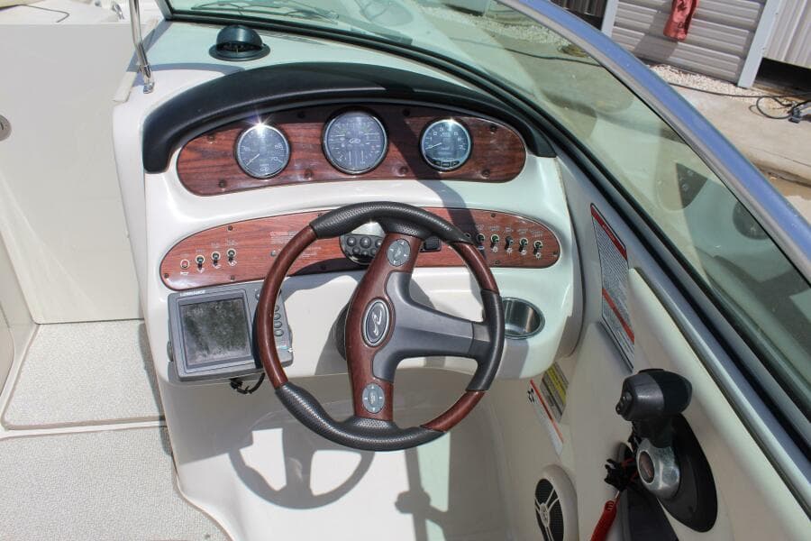 2008 Sea Ray 240 Sundeck