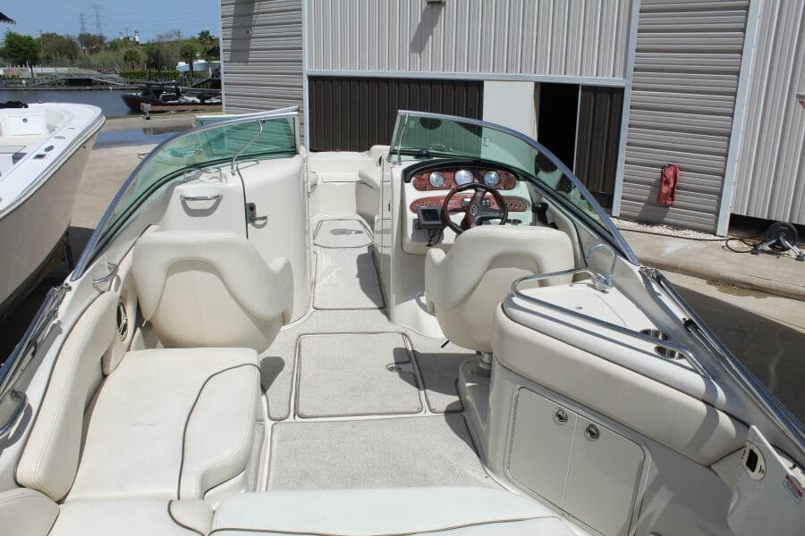 2008 Sea Ray 240 Sundeck