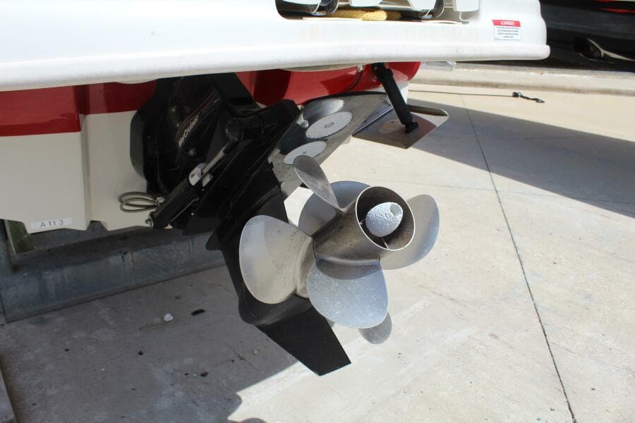 2008 Sea Ray 240 Sundeck